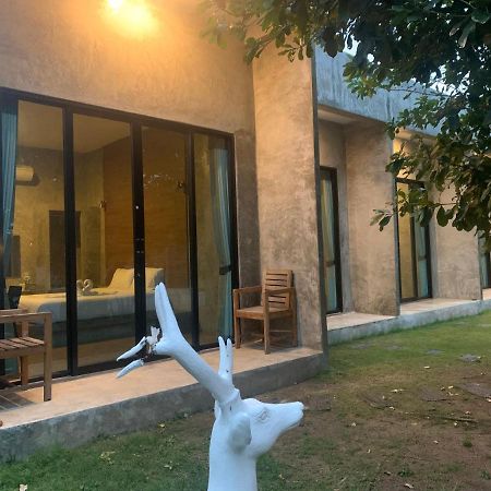 Alinda Resort ペッチャブリー エクステリア 写真