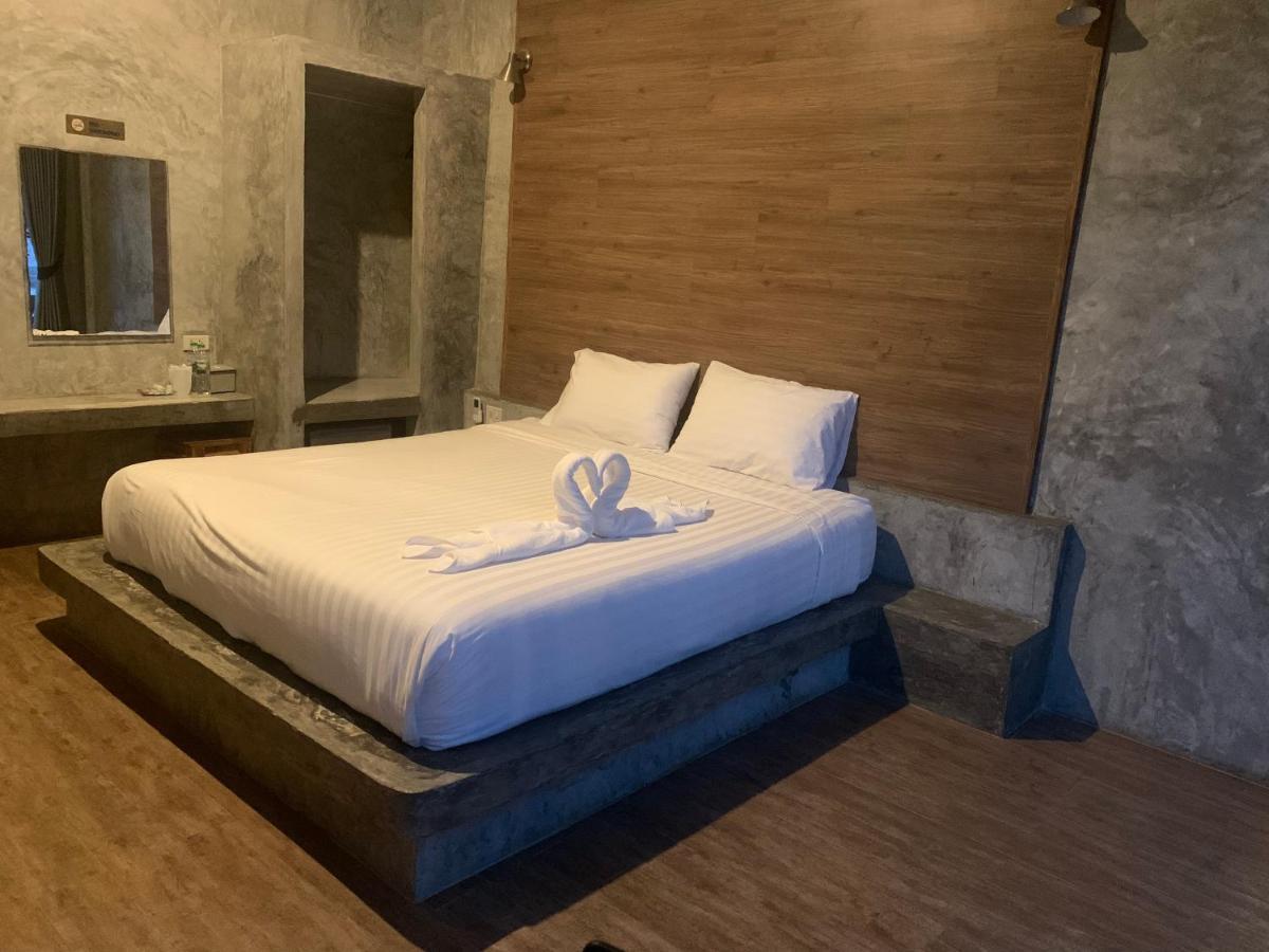 Alinda Resort ペッチャブリー エクステリア 写真