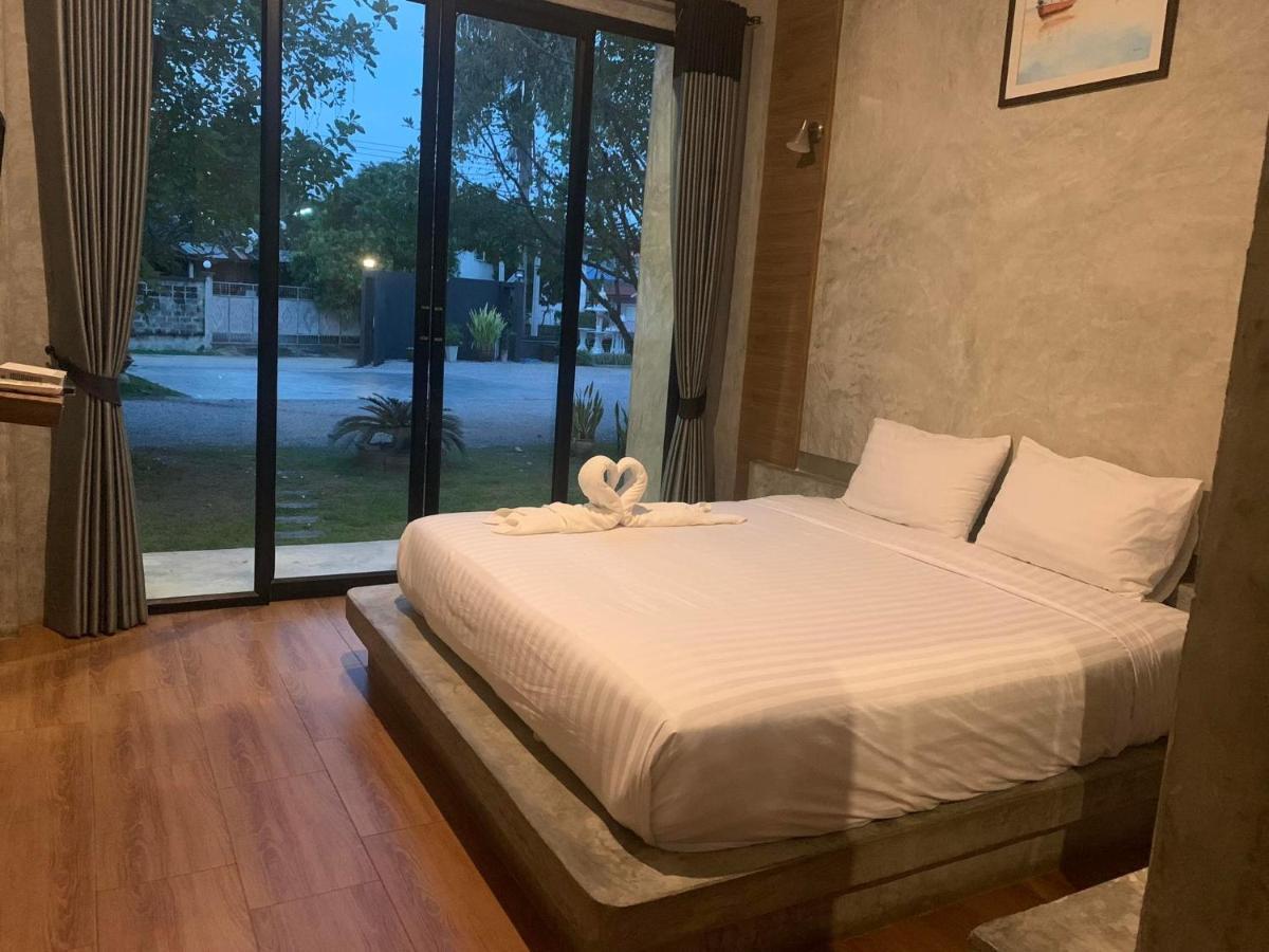 Alinda Resort ペッチャブリー エクステリア 写真