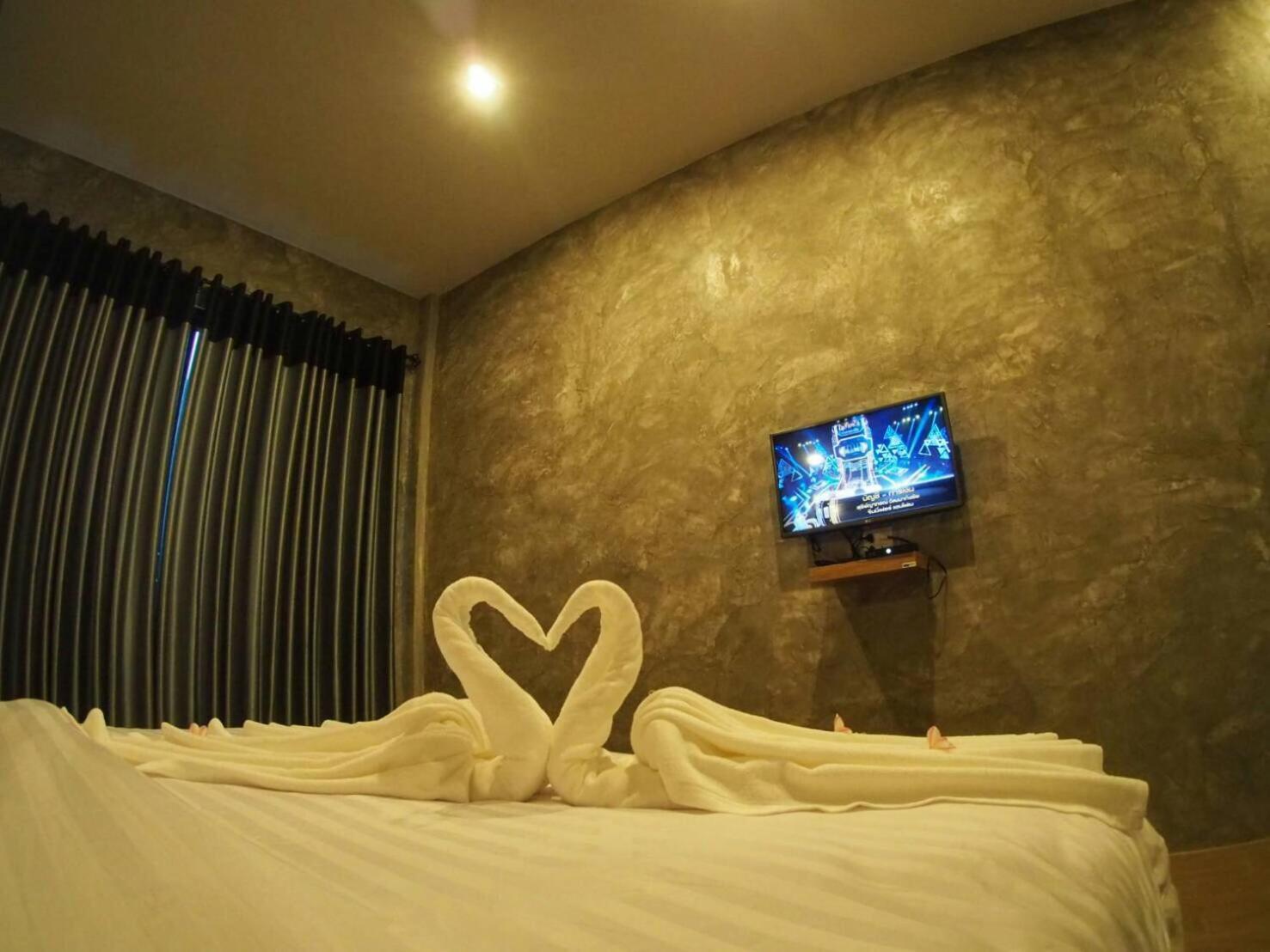 Alinda Resort ペッチャブリー エクステリア 写真