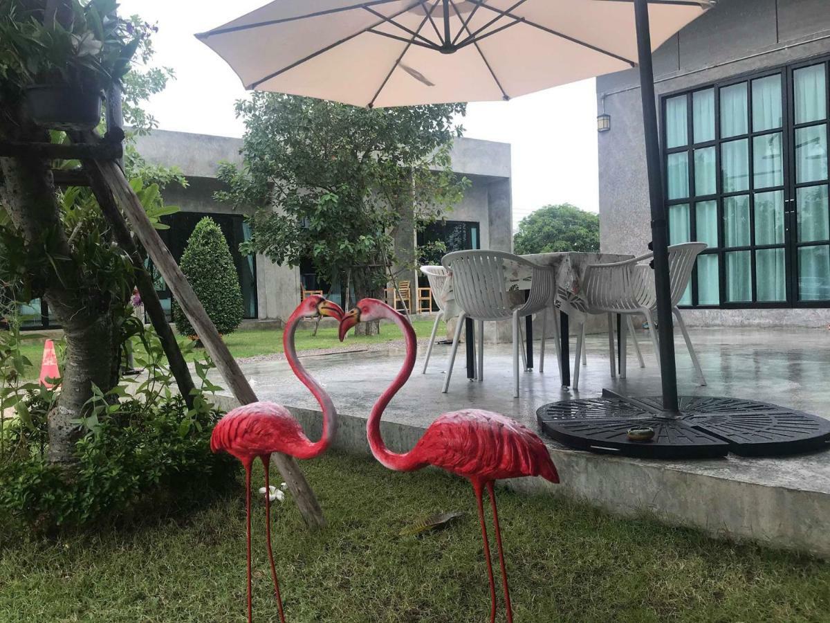 Alinda Resort ペッチャブリー エクステリア 写真