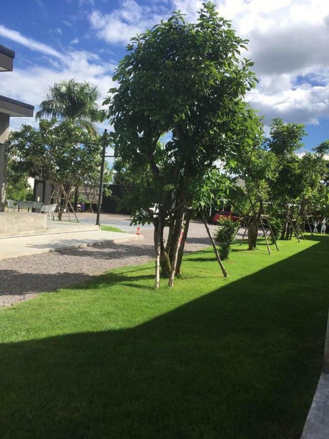 Alinda Resort ペッチャブリー エクステリア 写真